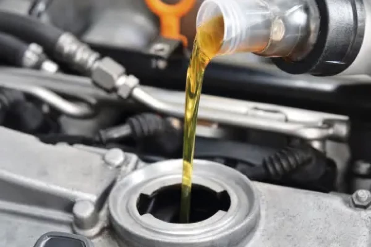 oil-top-up-or-oil-change